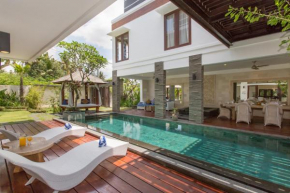 Гостиница Villa Club Corner Residence by Nagisa Bali  North Kuta